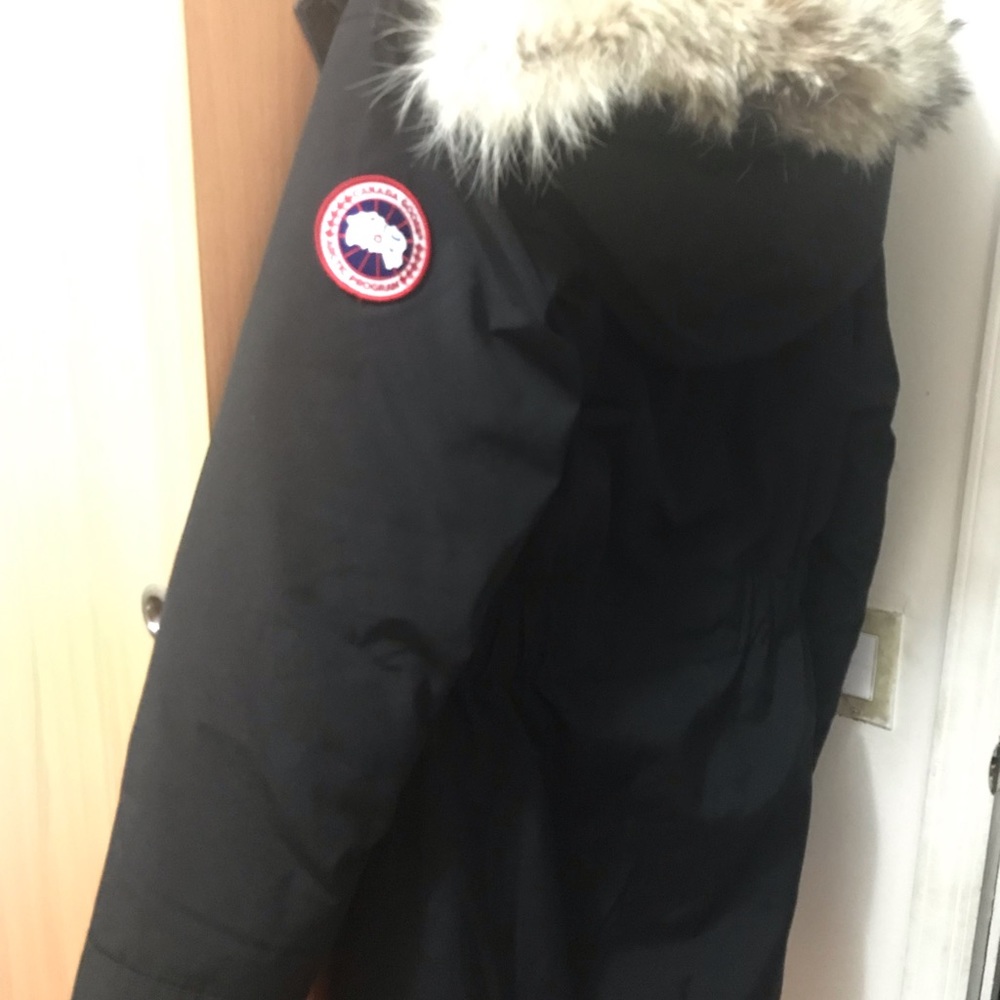 Canada Goose Authentic (see labels)